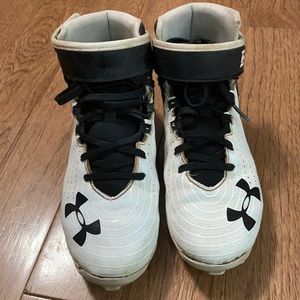 Under Armour High Top Baseball Cleats Boys 4.5 Youth